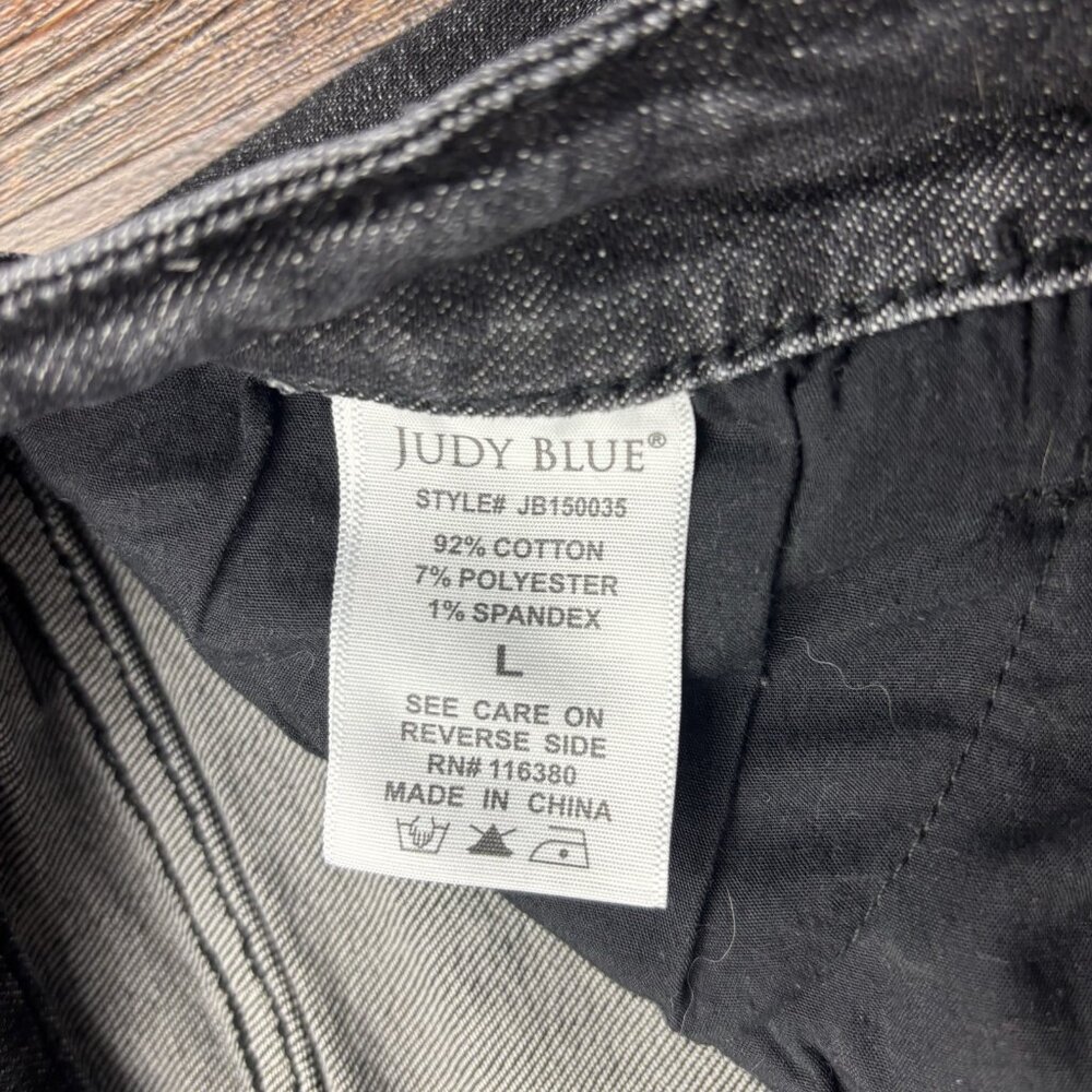 Judy Blue Cutoff Shorts Distressed Faded Black  Raw Hem JB150035 Women’s Size L - Picture 8 of 9